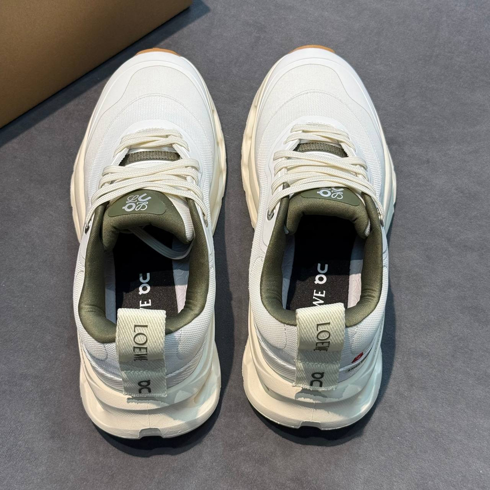 Кроссовки Loewe