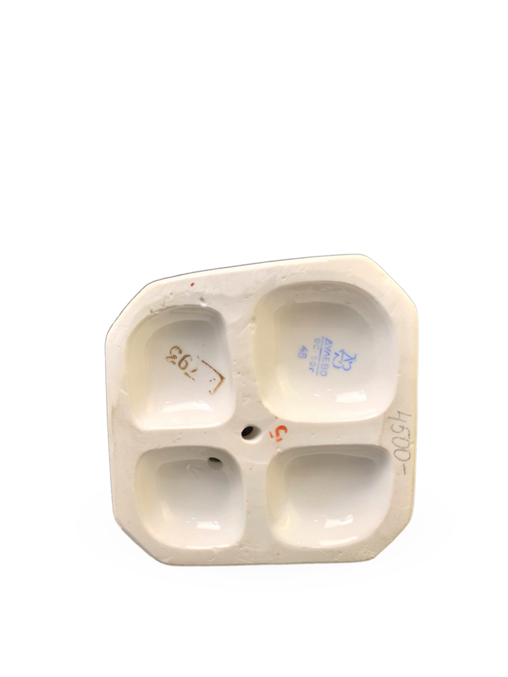 Фарфоровая статуэтка "Маленькая хозяйка" ДФЗ