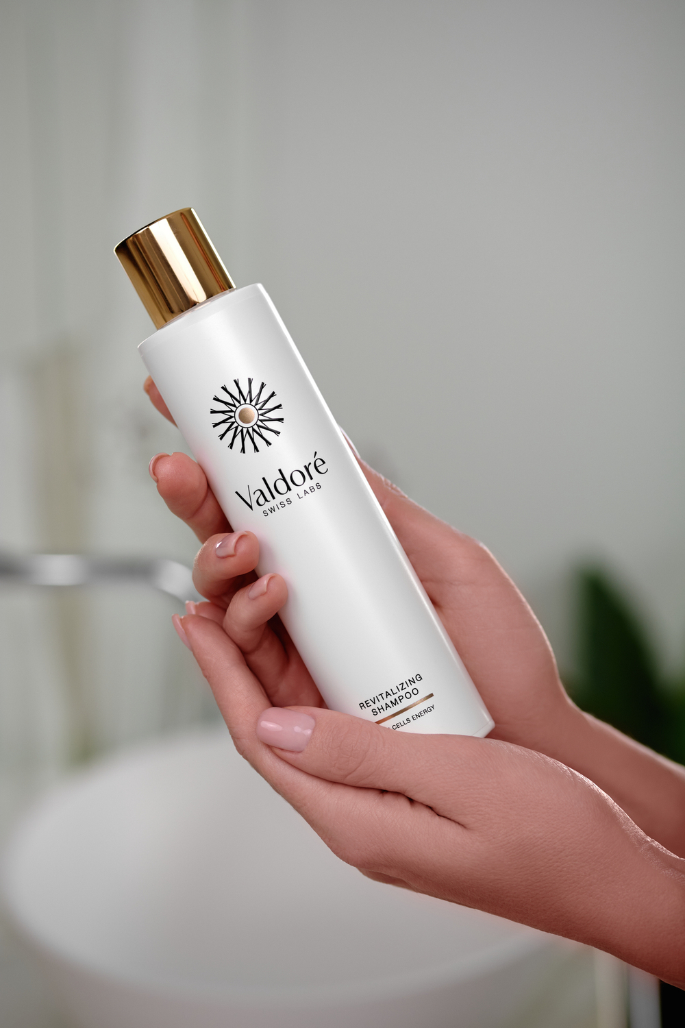 VALDORE REVITALIZING SHAMPOO