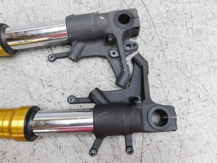 перья вилки Triumph Speed Triple SMTTE5865R