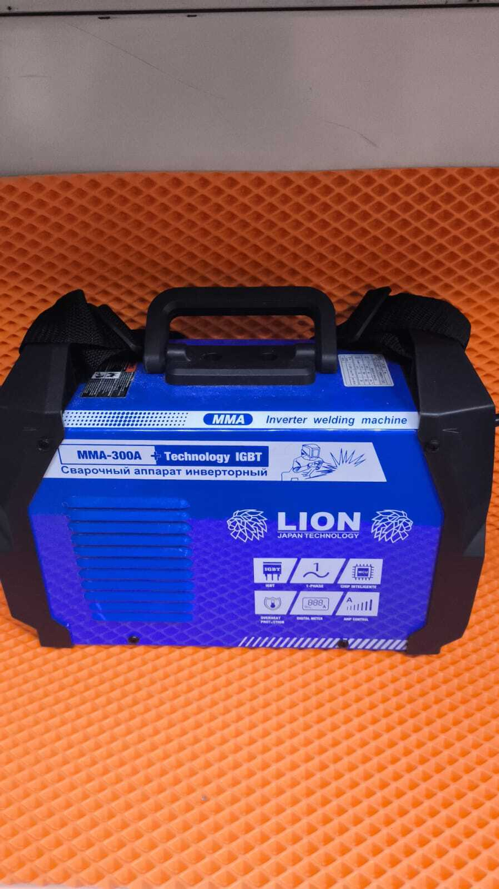 Сварочный аппарат ивекторный Lion L25-300