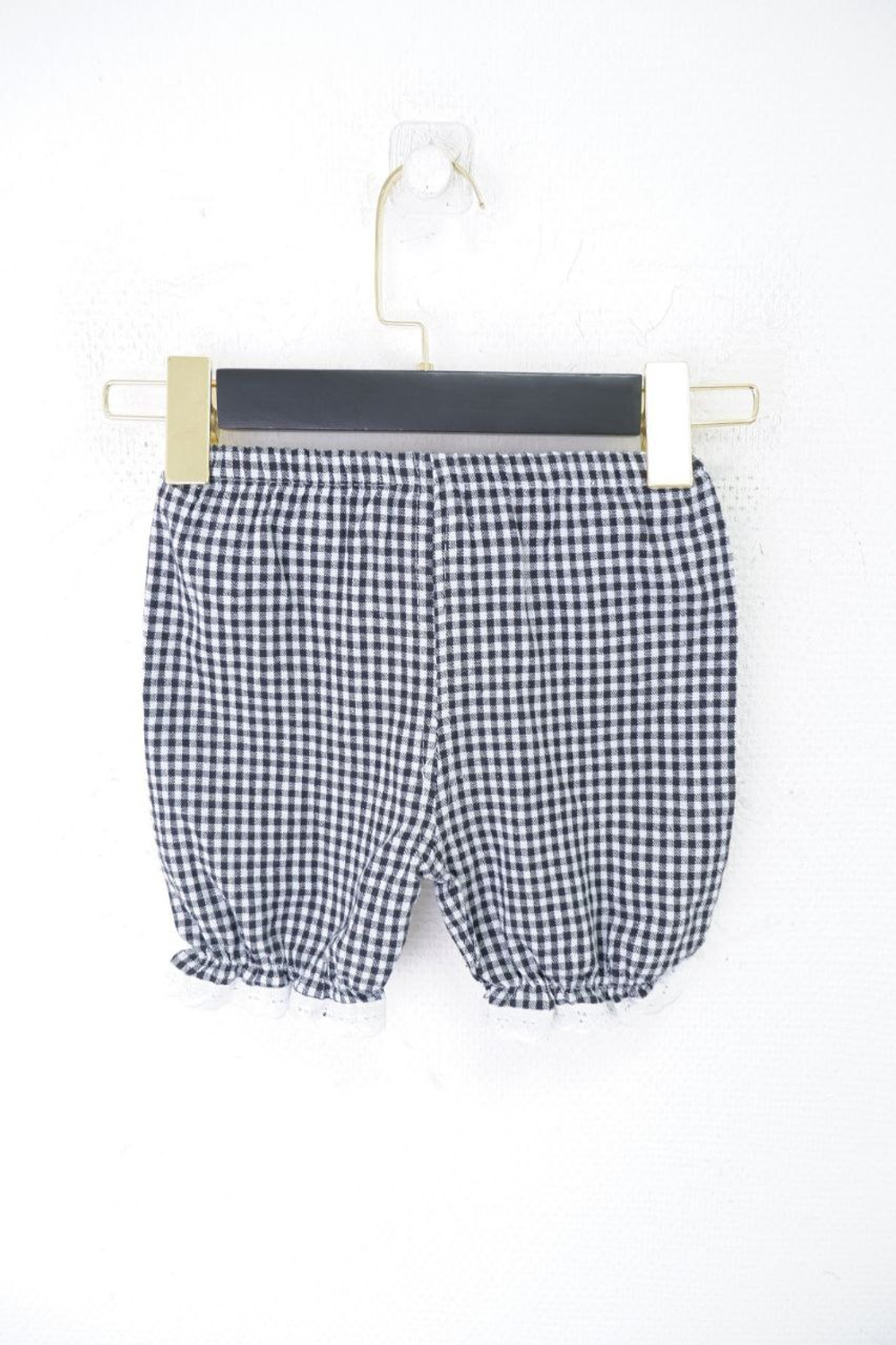 Шорты с рюшами на 6-12 месяцев