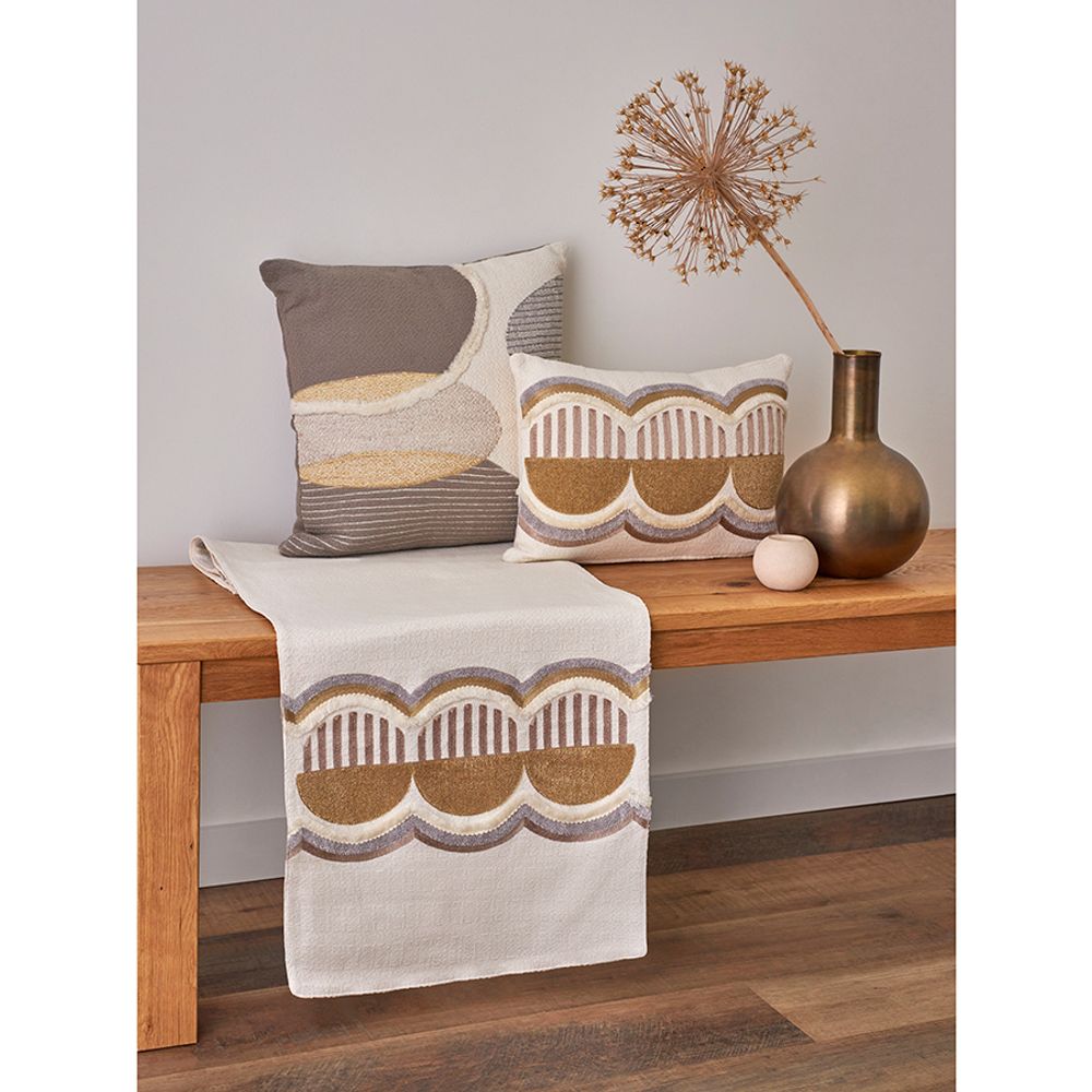 Дорожка на стол Chic beige из коллекции Essential, 45х150 см