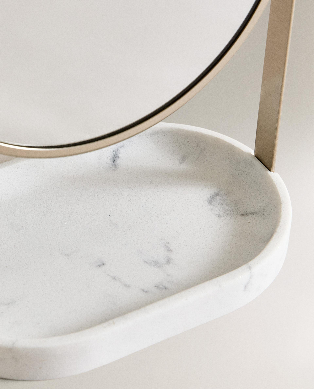 Zara Home зеркало для ванной комнаты, стекло, серый