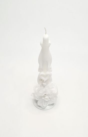 Свеча резная на металлическом подсвечнике