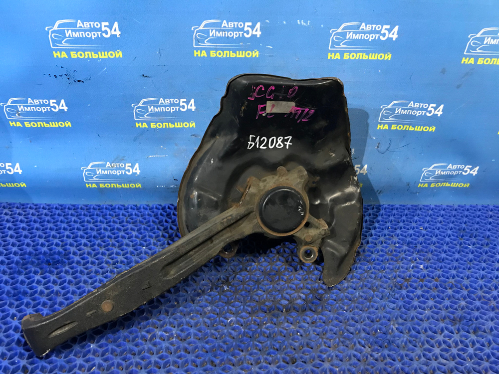 Ступица передняя левая TOYOTA PROGRES 1998-2007