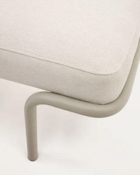 Банкетка Compo из бежевой синели, серые металлические ножки, 130 см