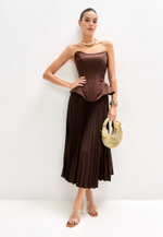 Топ с баской