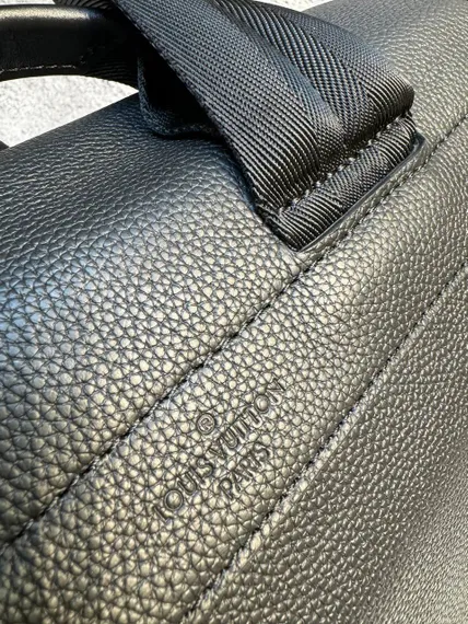 Рюкзак Louis Vuitton Fastline черный