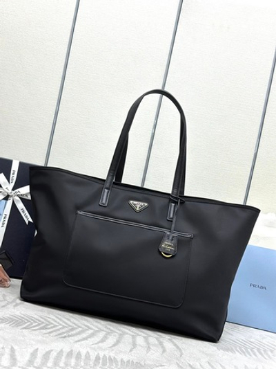 Prada Re-Edition 1978 Large Tote Bag