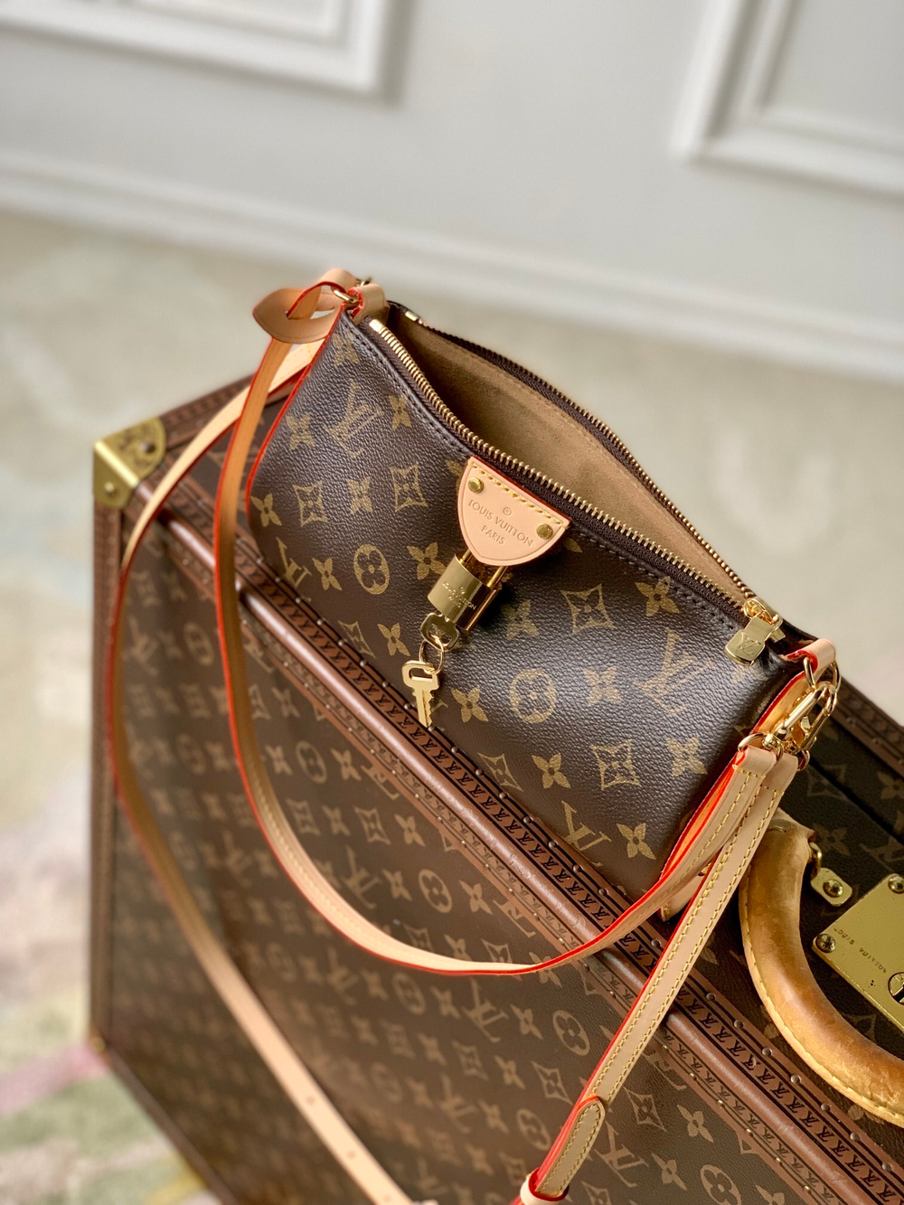 Louis Vuitton Pochette Tirette