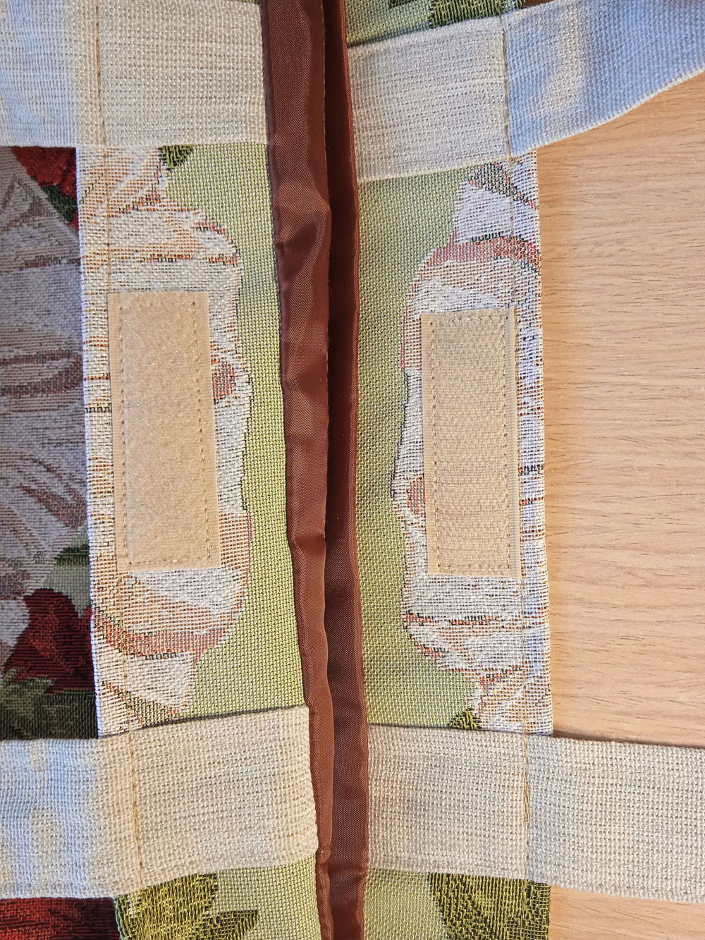 Гобеленовая сумка Красные и белые маки (39х39х12)