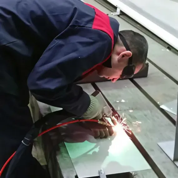 Аппарат ручной лазерной сварки HGTECH SMART HW-3000