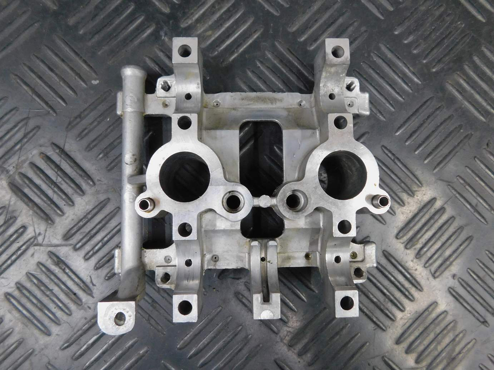 Бугель правый Kawasaki ZZR 400 98 053055