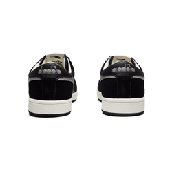 Кроссовки Diadora FIELD