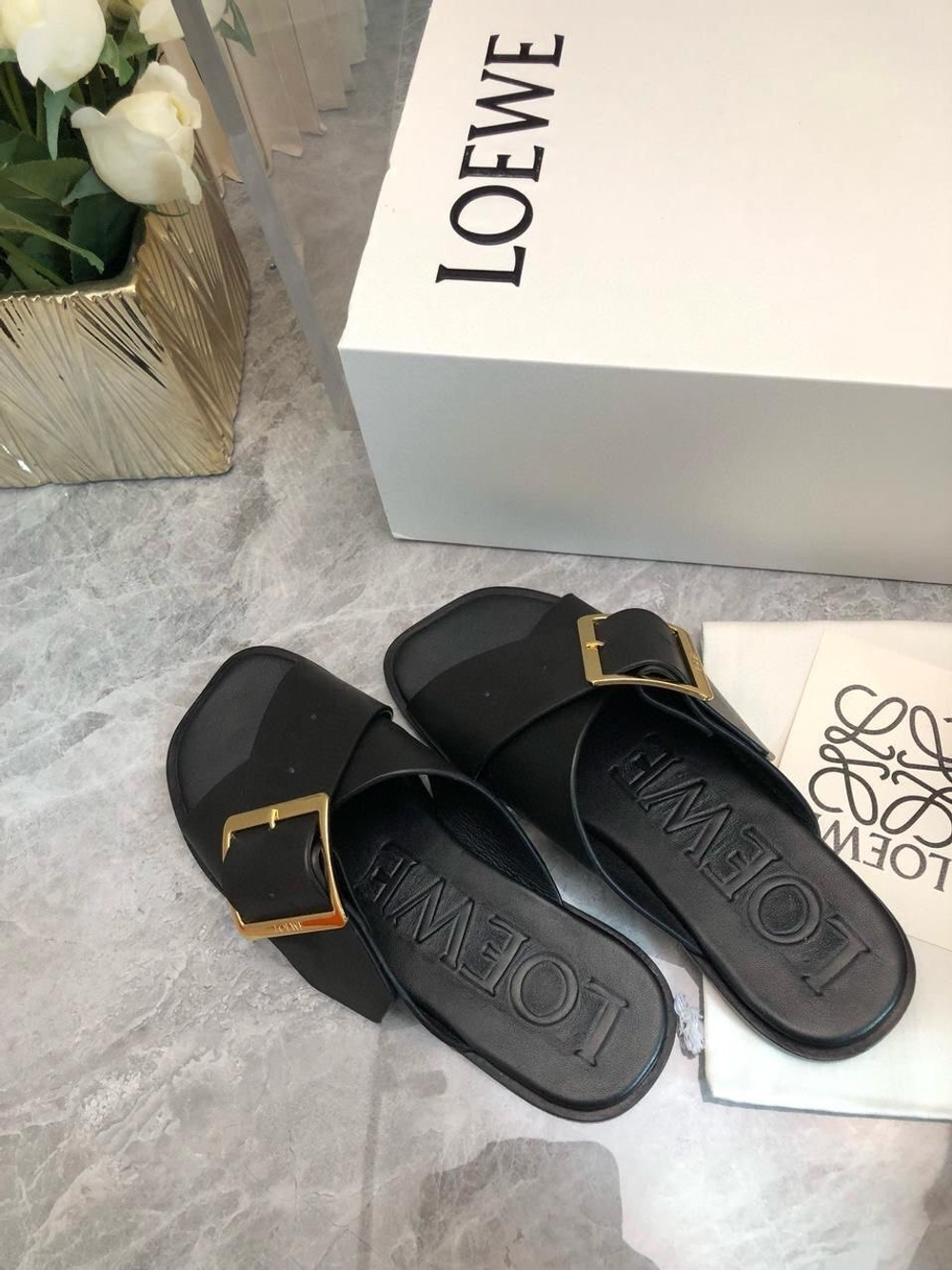 Шлепанцы Loewe