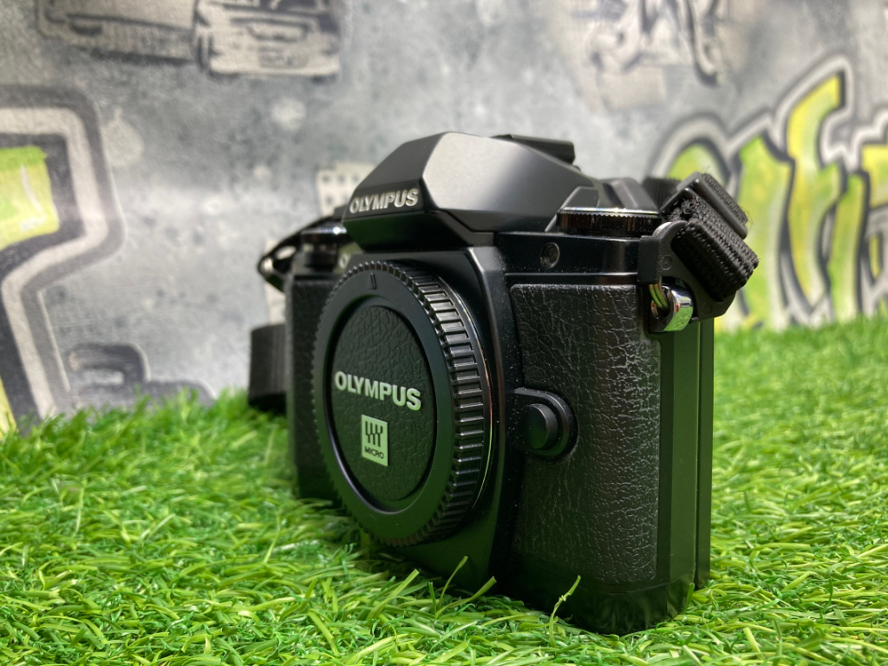 Olympus OM-D E-M10 1500 кадров