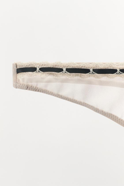 ZARA ТРУСЫ С БАНТОМ И КОНТРАСТНОЙ ОТДЕЛКОЙ, ЭКРЮ