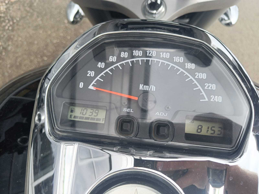 Suzuki Boulevard M109R