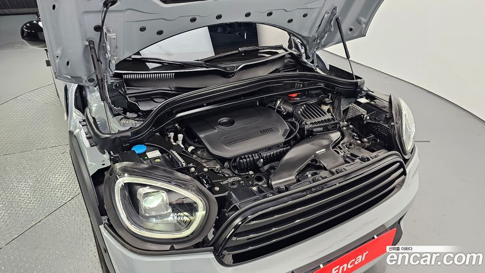 Mini Cooper Countryman 언테임드 Editions (10.2022)