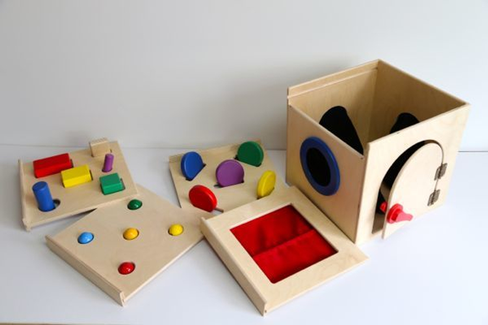 Тактильный ящик