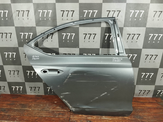 Дверь задняя правая Skoda Octavia 4 (A8) 19-нв Б/У Оригинал 5E6833052A