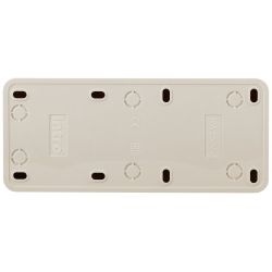 Розетка Intro Quadro 2-206-11 с заземлением трехместная 3х2P+E, 16А-250В, IP20, ОУ, сосна