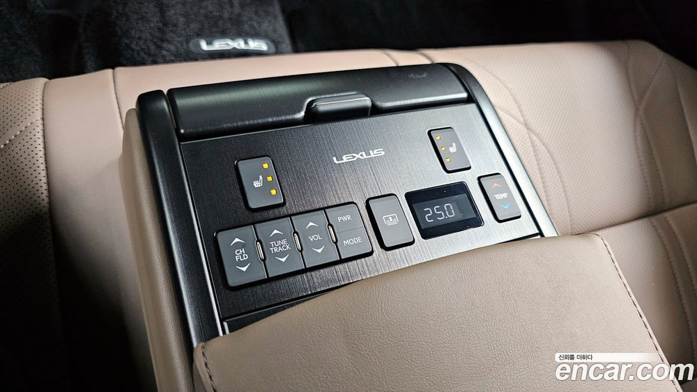 Lexus ES300h 7 Generation Executive (06.2023)