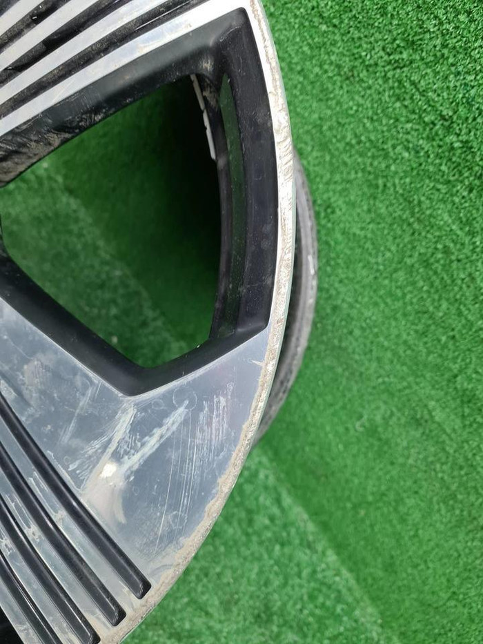 Диск литой R21 Audi E-tron (2018-2023)