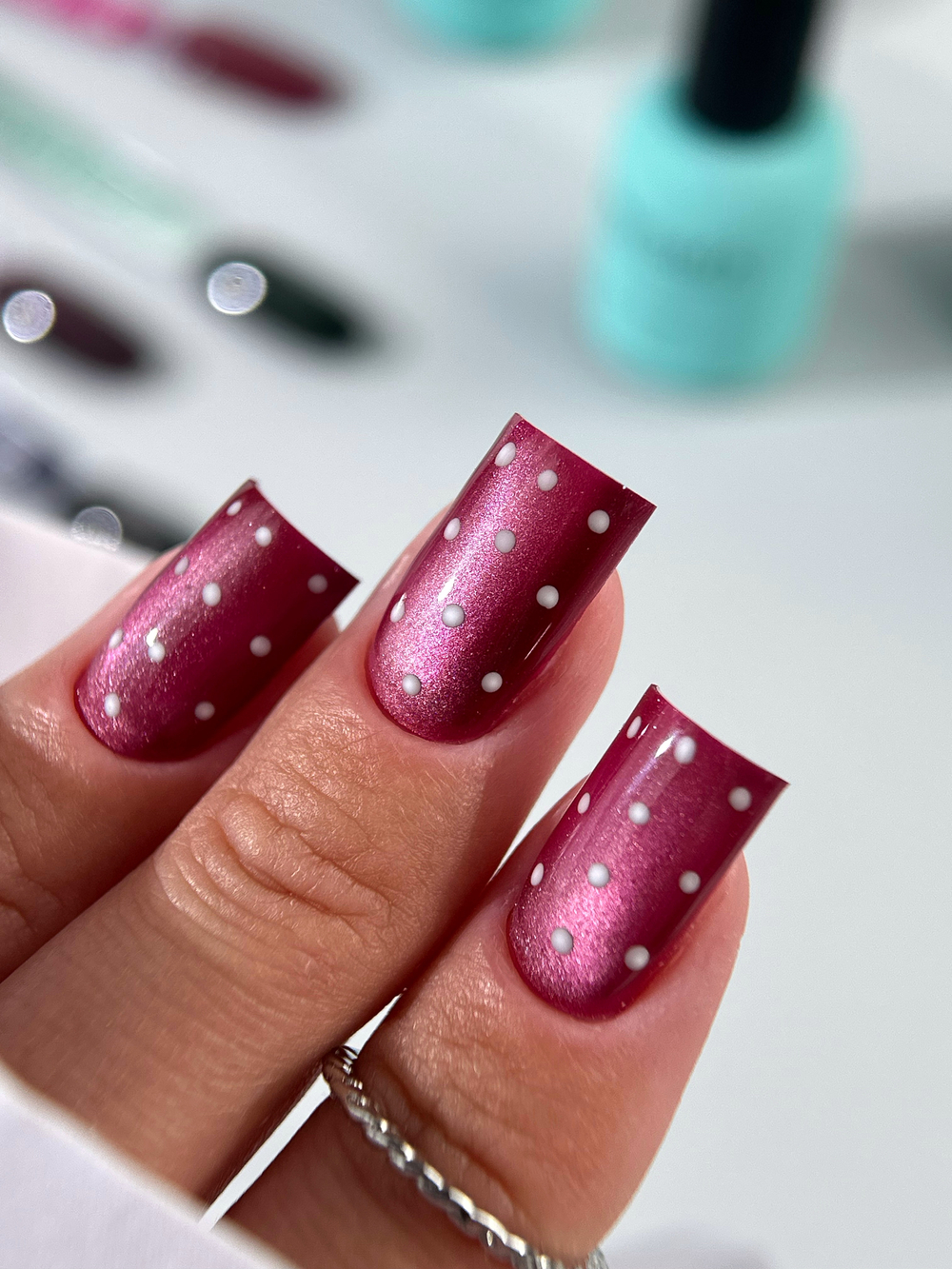 ENIGMANIC AURA Silk Cat Gel Polish with Cat's Eye Effect, 10 ml. #04