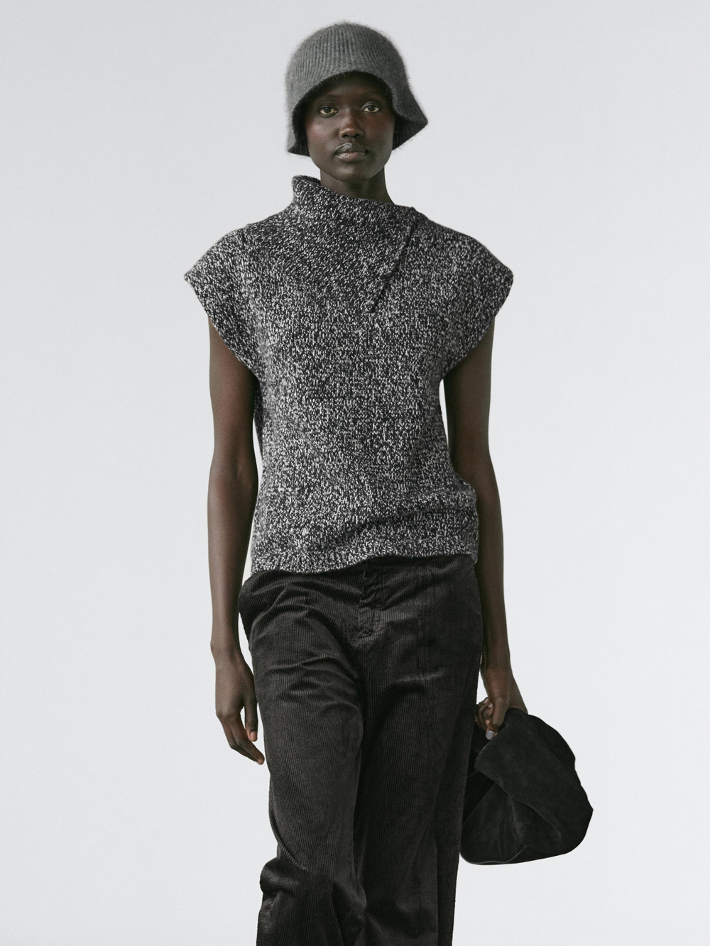 Massimo Dutti Трикотажный жилет мулине с воротником, черный