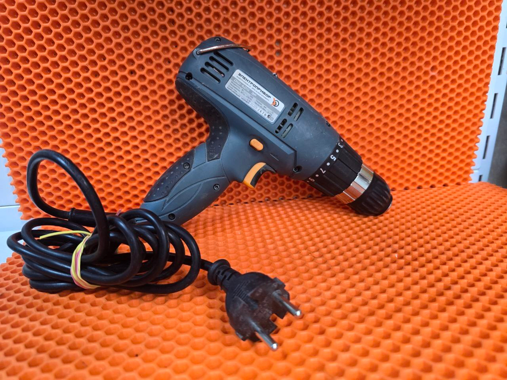 шуруповерт сетевой Электроприбор ДШ-600