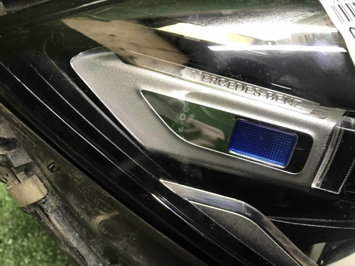 Фара правая Mercedes S W223 (20-нв) Digital Light