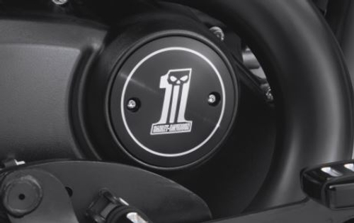 25600033 Эмблема с символикой -35%