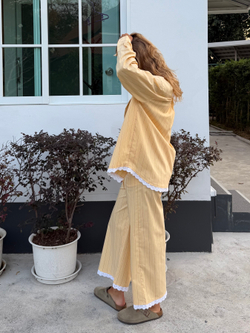 Костюм Village банан