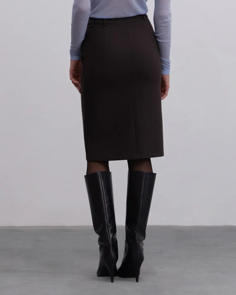 Коричневая прямая юбка миди с разрезом