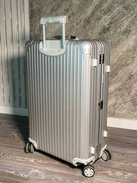 Чемодан Rimowa