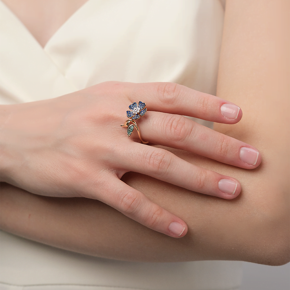 Кольцо «Синий цветок» из красного золота с фианитами