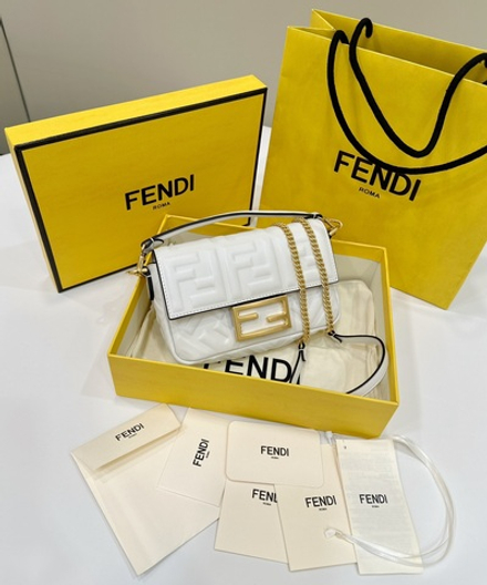Fendi Baguette 19 cm