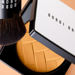 Bobbi Brown Vitamin Enriched Pressed Powder - Пудра в компакте с увлажняющим действием оттенок Yellow, 8 g
