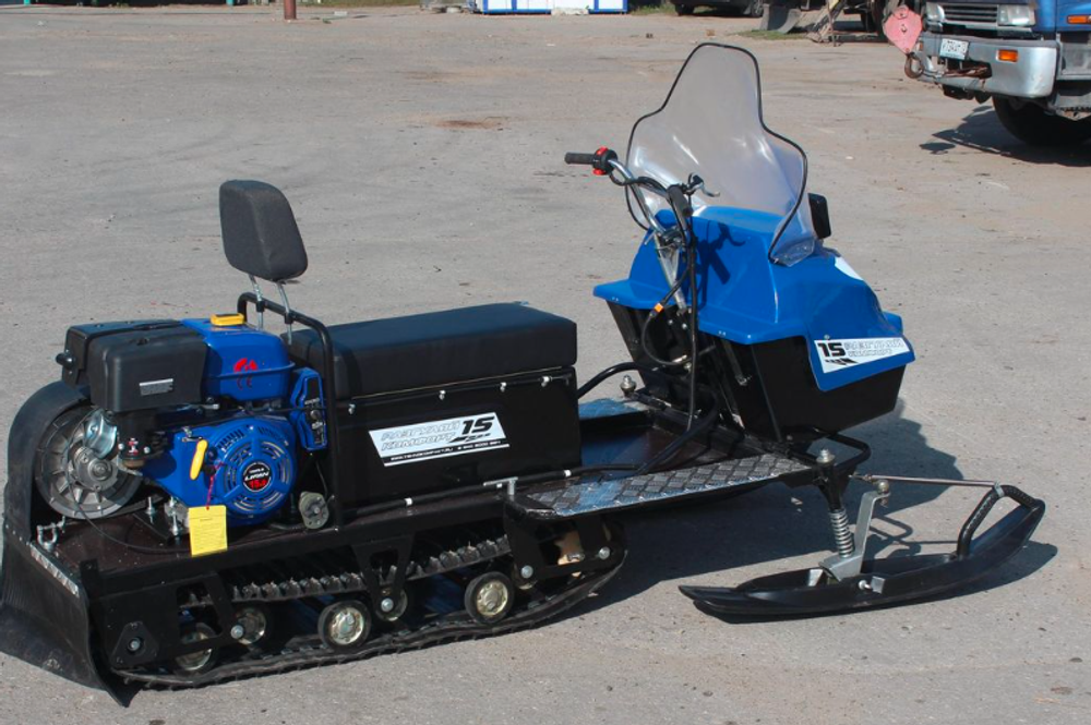 Мотобуксировщик РАЗГУЛЯЙ-15 Стандарт с лыжным модулем