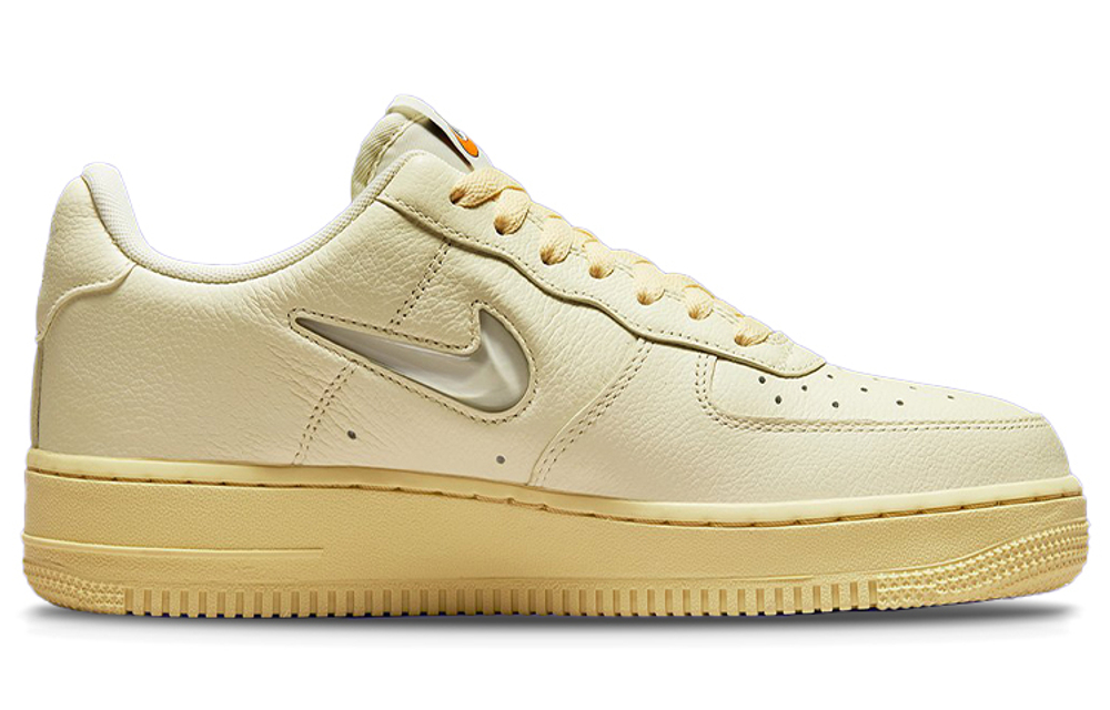 Кроссовки Nike Air Force 1 Low '07 Lx "Certified Fresh" (Женская размерная сетка)
