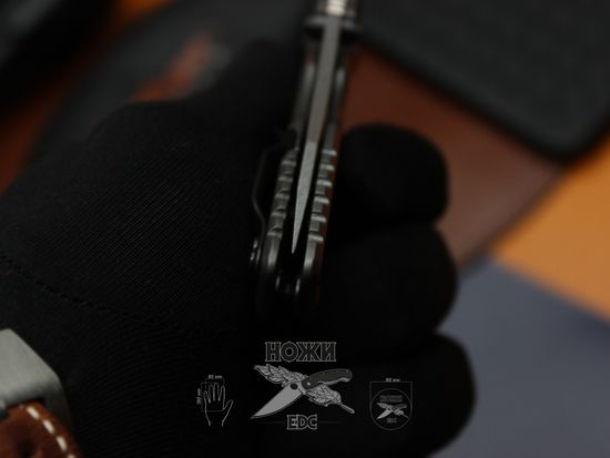 Складной нож Коллекционный Kershaw Shield (SIG SAUER) 3920SIG c клинком из стали 8Cr13MoV, рукоять Stainless Steel