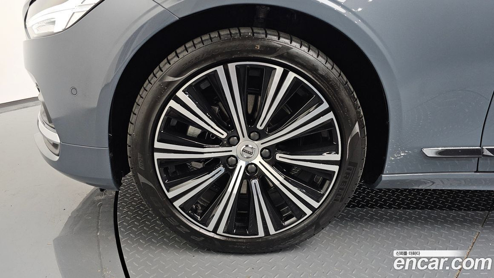 Volvo S90 B5 Ultimate Bright (04.2023)