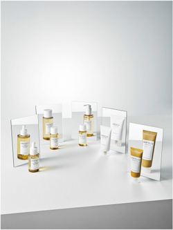 SKIN1004 Набор миниатюр дорожный с центеллой. Madagascar centella travel kit, 30*20*30*30*30 мл.