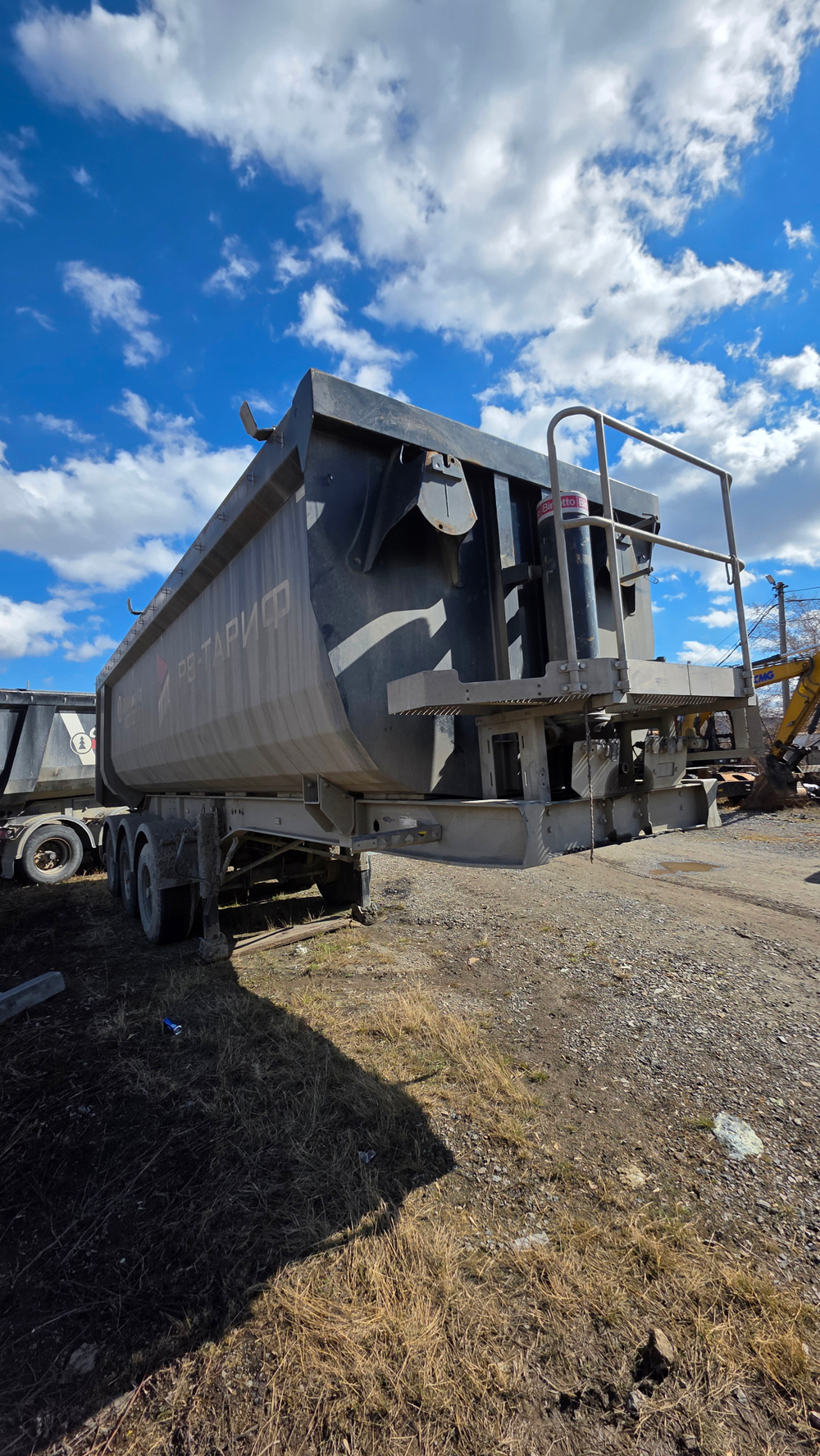 Grunwald 9453 Полуприцеп самосвальный 9453-0000011-60
