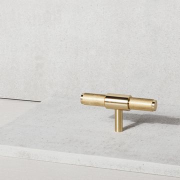 Ручка скоба Buster + Punch  T-bar  Brass