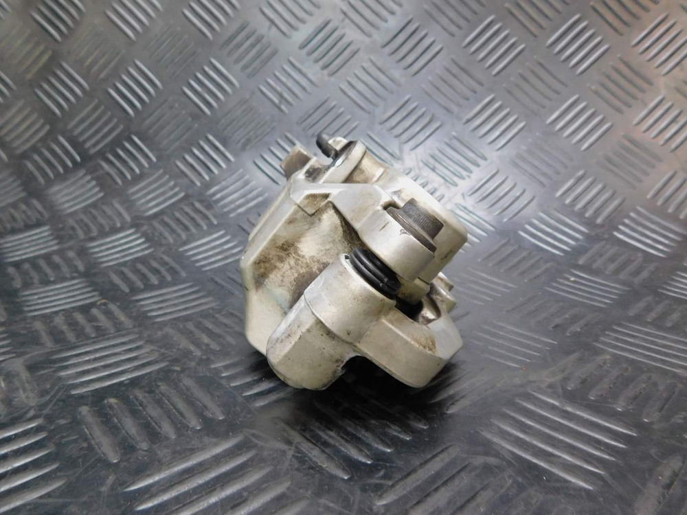 Суппорт тормозной передний Yamaha Road Star XV1600