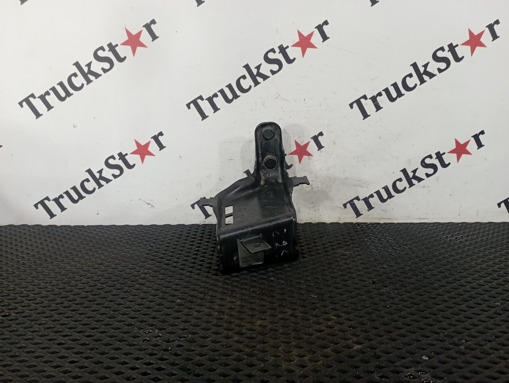 Кронштейн проводки 2020г.