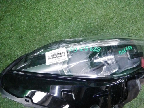 Фара правая BMW 2er F44 (2019-н.в.) LED (в пленке)